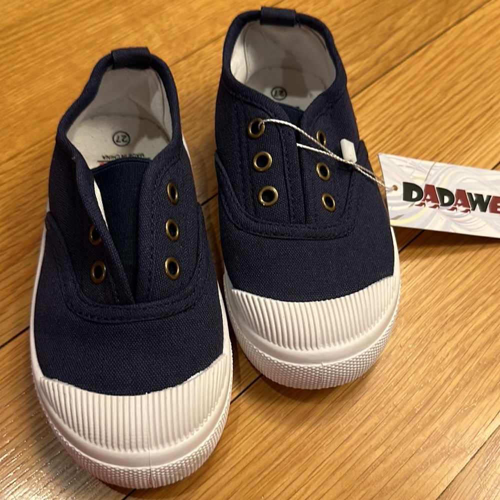 DADAWEN Baby's Boy's Girl's Canvas Light Weight Slip-On Sneakers Running Shoes